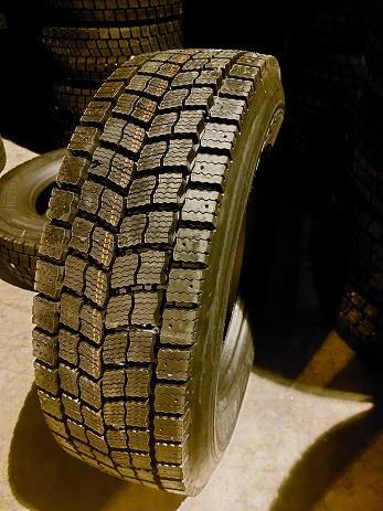 Paltread Cold Retread P41 295/60R22.5  Drive